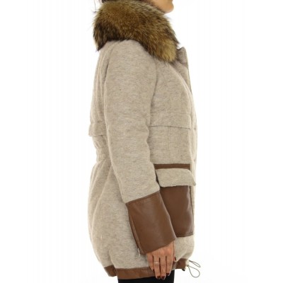 Down Jacket Combined with Leather and Detachable Chinese Raccoon Collar